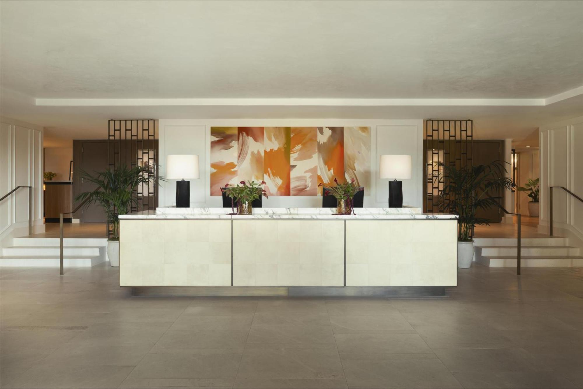 L'Ermitage Beverly Hills — Fotos 1